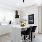 Ferienhaus Lovely In *